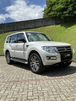 MITSUBISHI PAJERO FULL 3.2 HPE 4X4 16V TURBO INTERCOOLER DIESEL 4P AUTOMÁTICO